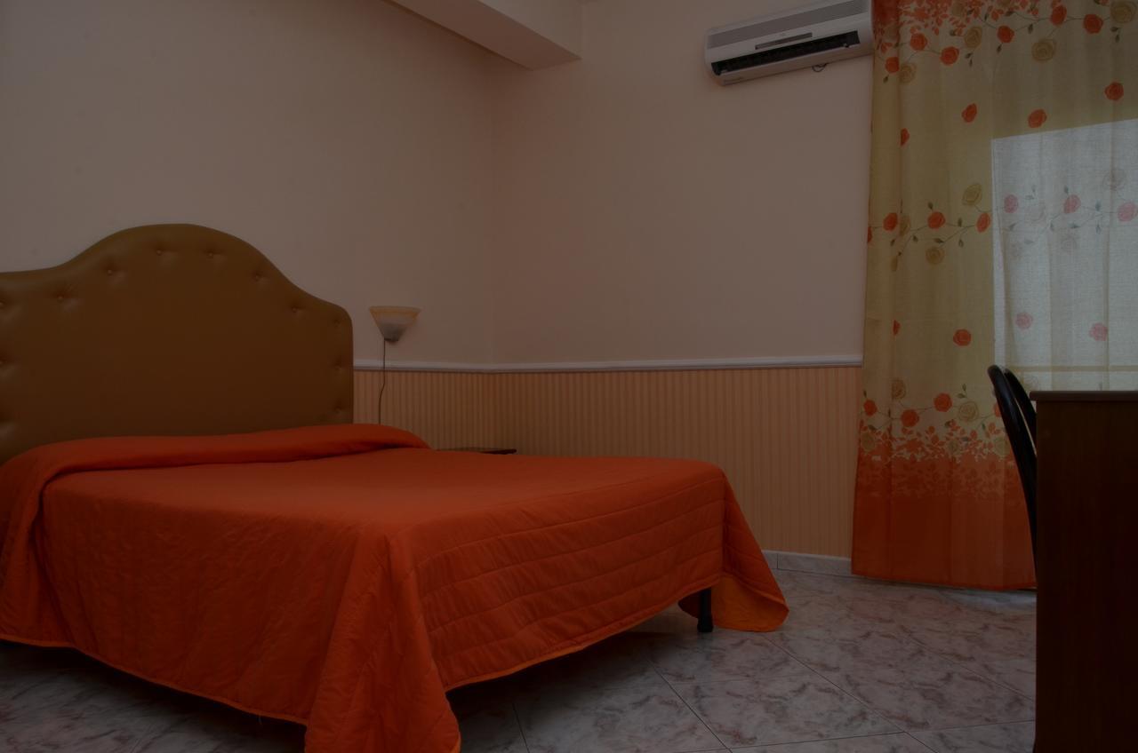 Hotel Stefany ลาโกปาเตรีย ห้อง รูปภาพ